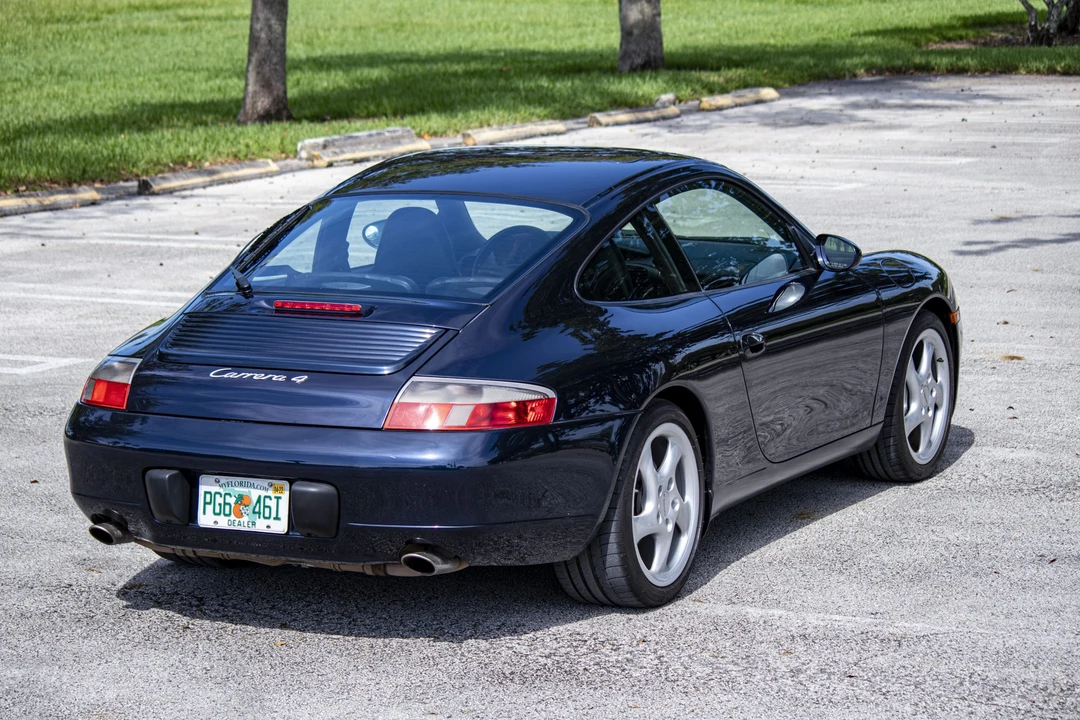 1999 Porsche 996 Carrera - Image 27 of 31