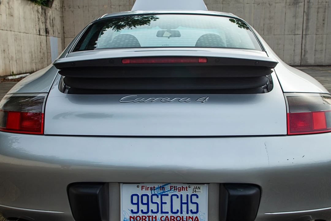 1999 Porsche 996 Carrera - Image 19 of 31
