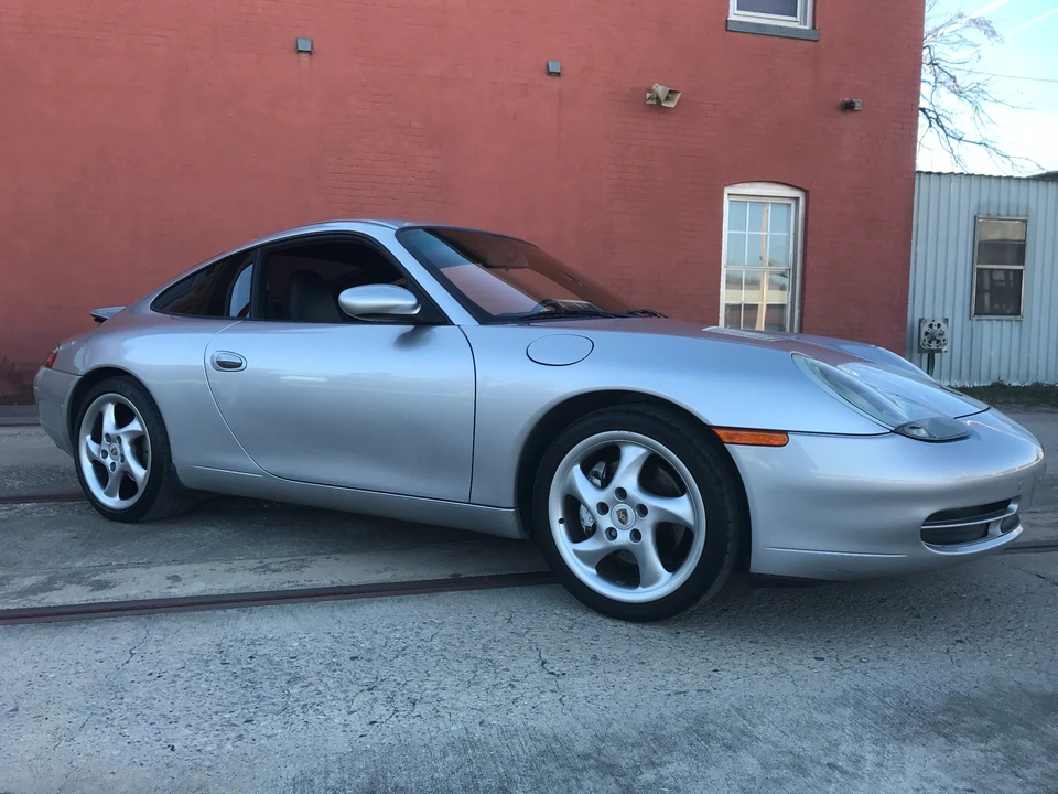 1999 Porsche 996 Carrera - Image 26 of 31