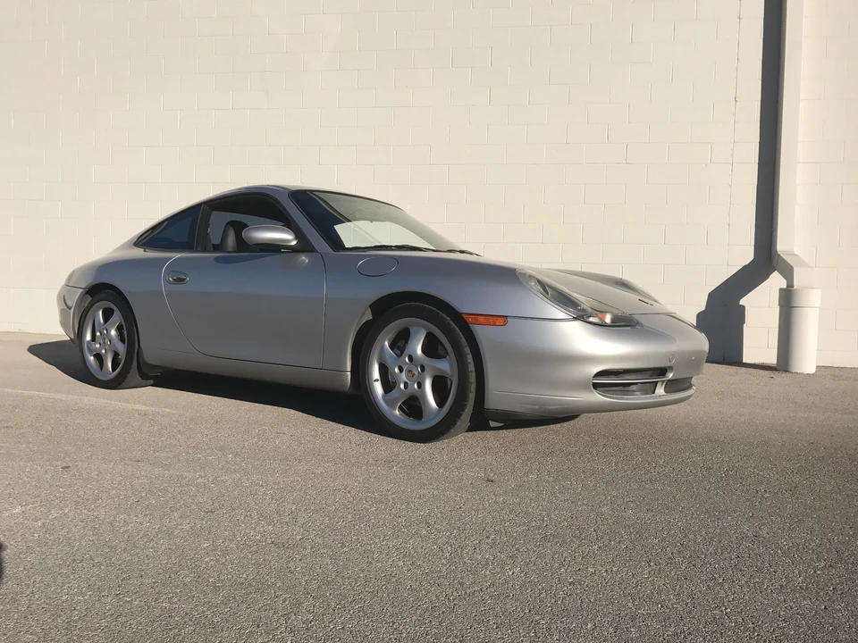 1999 Porsche 996 Carrera - Image 12 of 31