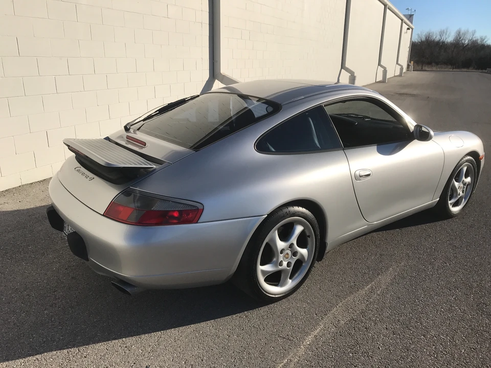 1999 Porsche 996 Carrera - Image 16 of 31