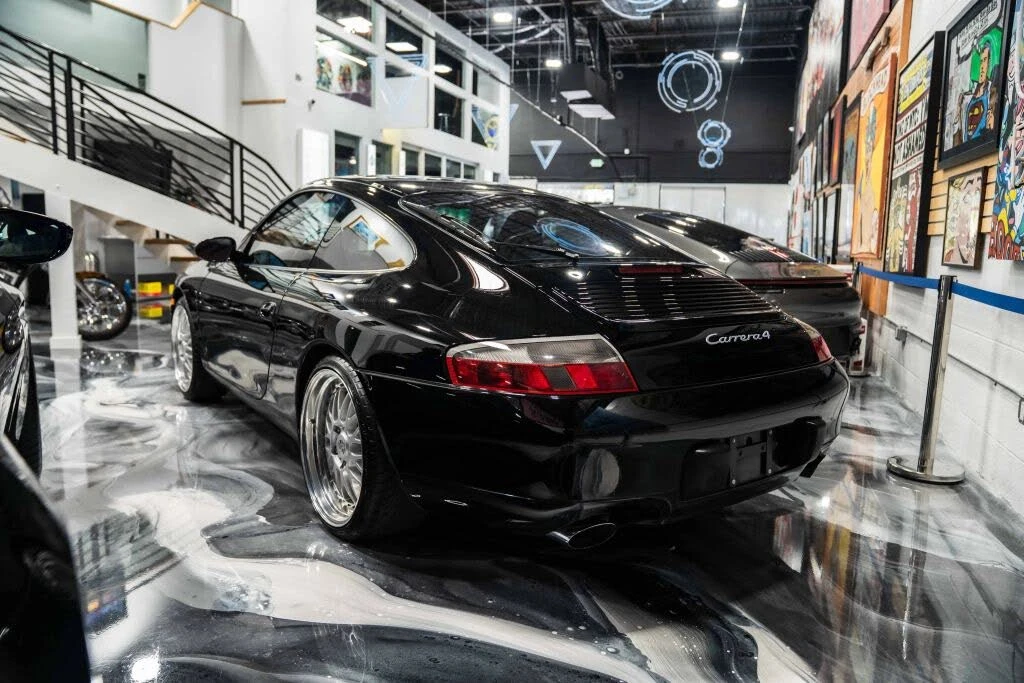 1999 Porsche 996 Carrera 4 - Image 6 of 20