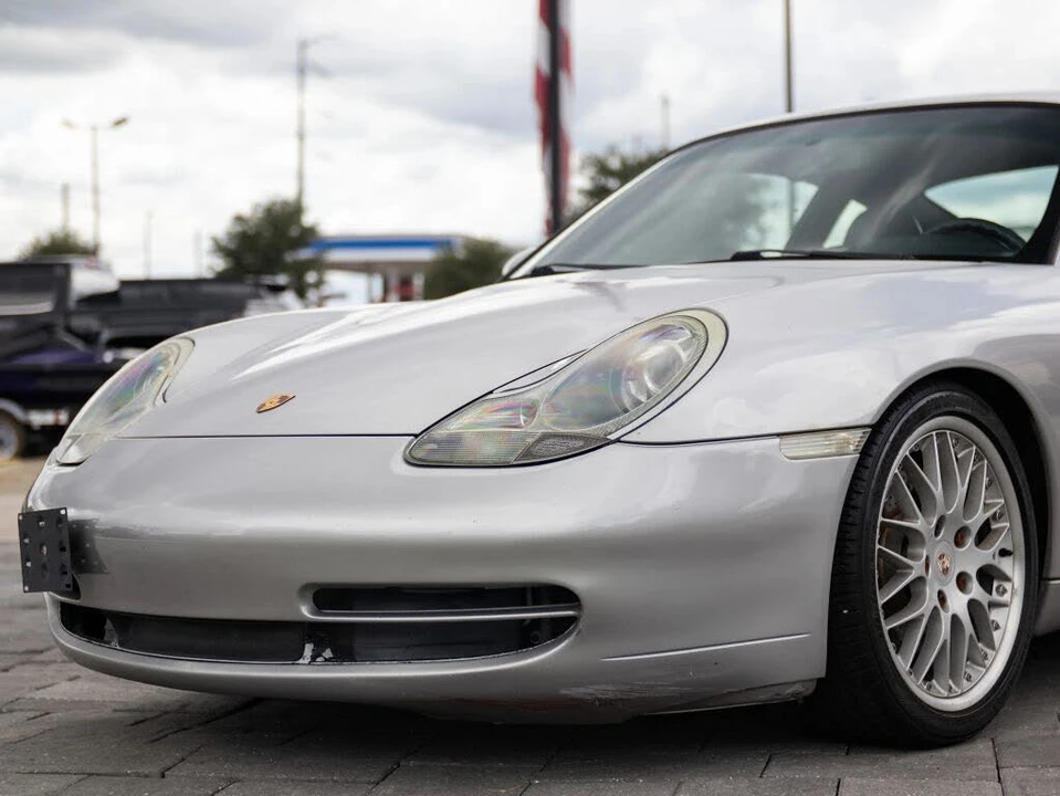 1999 Porsche 996 Carrera 4 - Image 8 of 31
