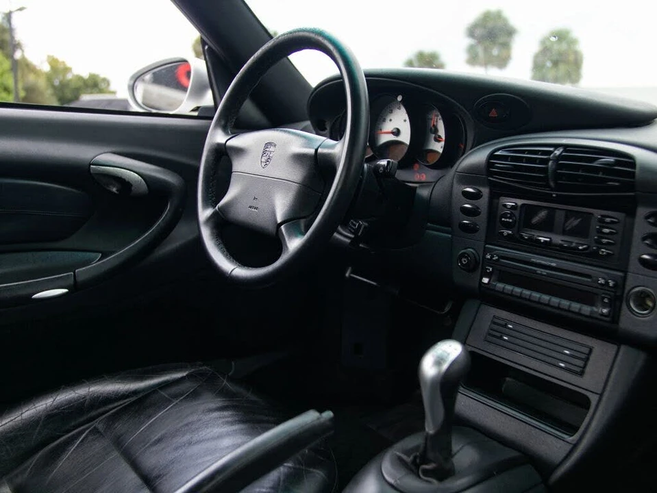 1999 Porsche 996 Carrera 4 - Image 28 of 31
