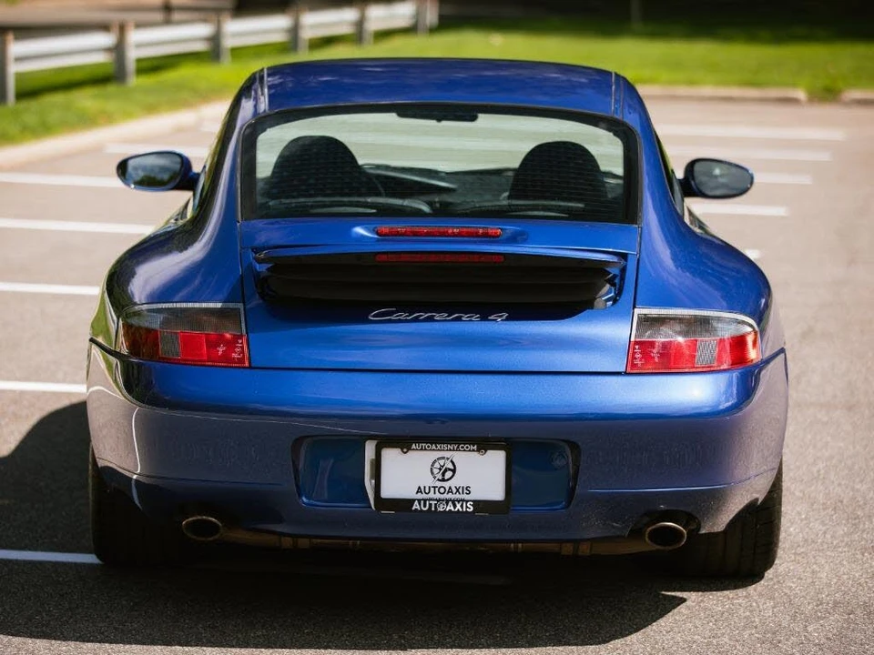 1999 Porsche 996 Carrera 4 - Image 21 of 31