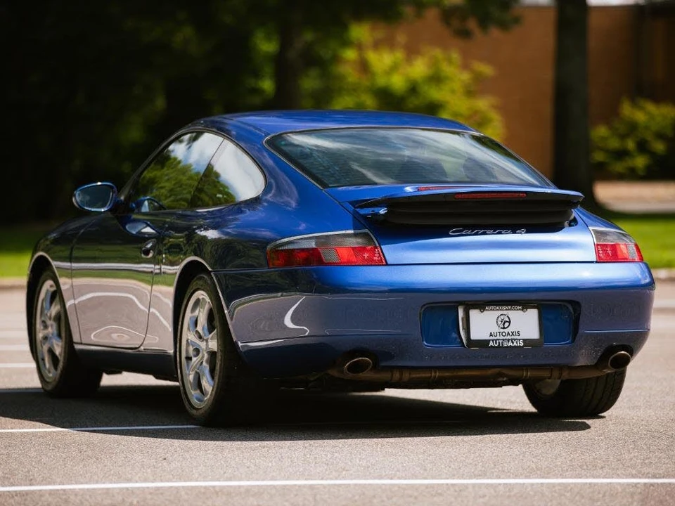 1999 Porsche 996 Carrera 4 - Image 19 of 31