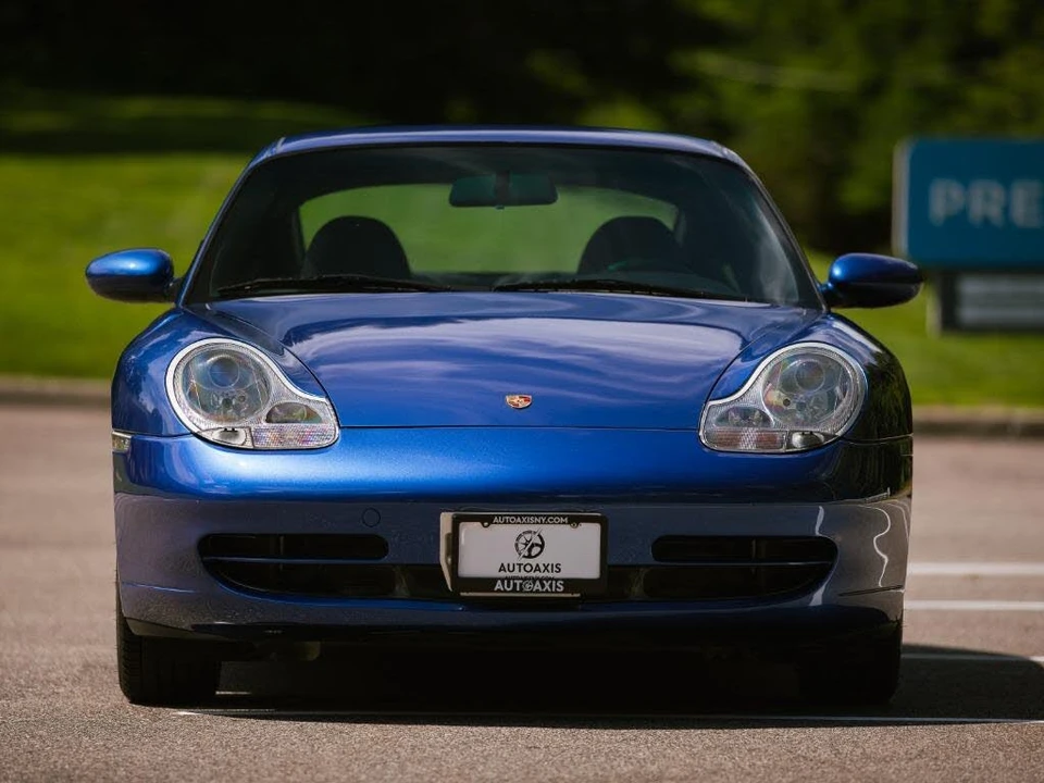 1999 Porsche 996 Carrera 4 - Image 27 of 31