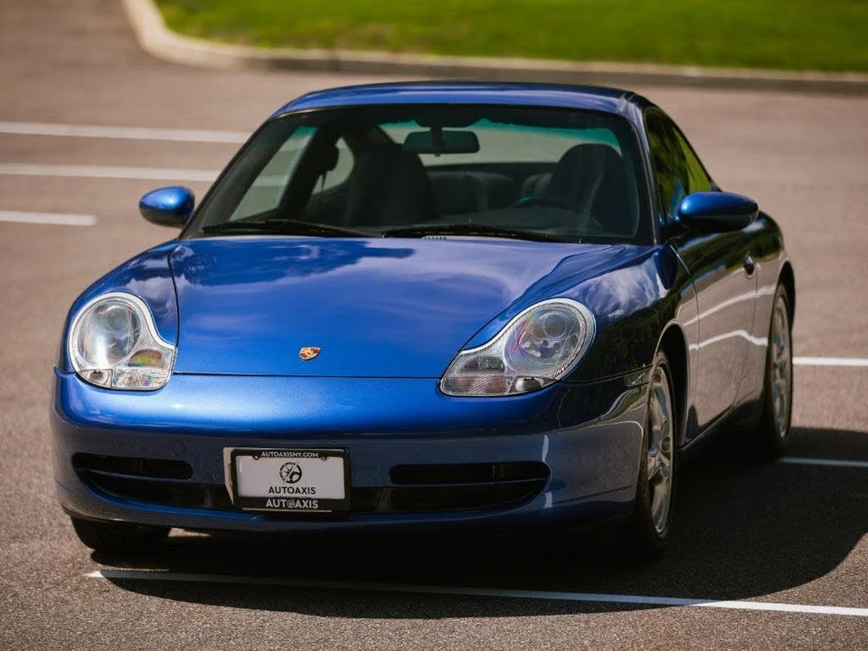 1999 Porsche 996 Carrera 4 - Image 28 of 31