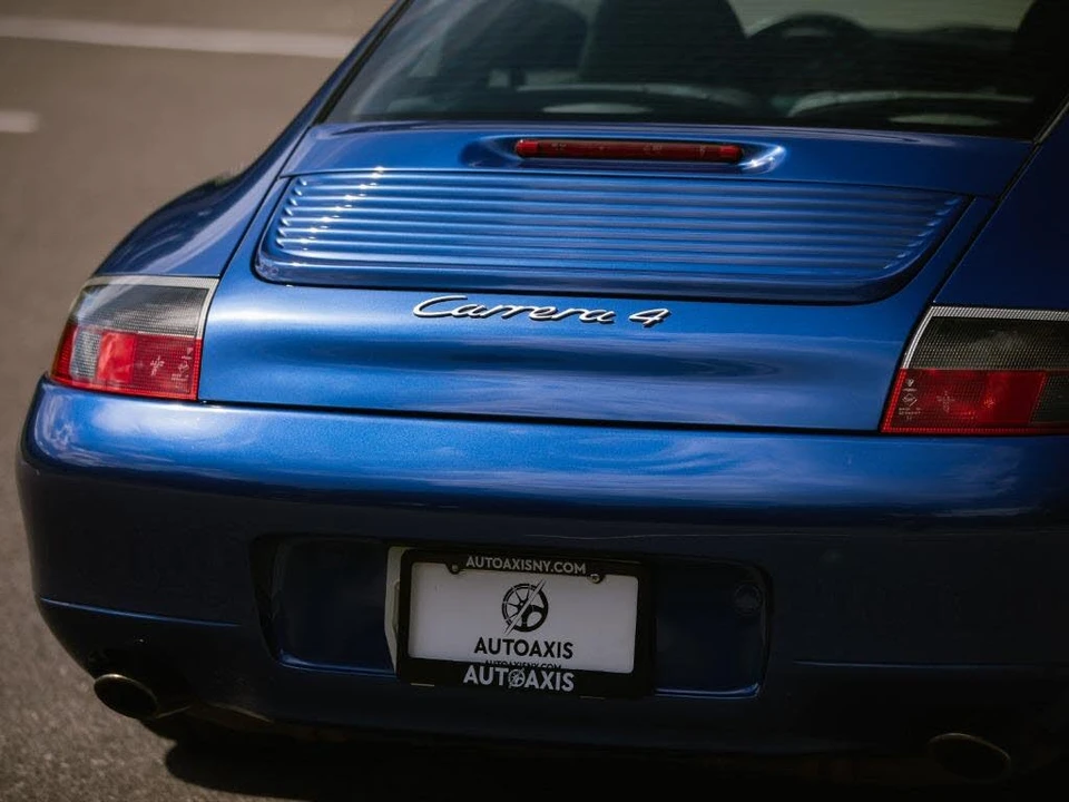 1999 Porsche 996 Carrera 4 - Image 15 of 31