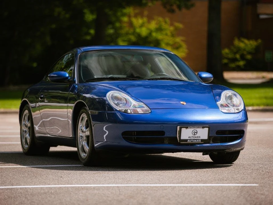 1999 Porsche 996 Carrera 4 - Image 4 of 31