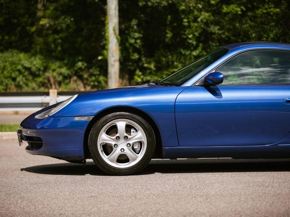 1999 Porsche 996 Carrera 4 - Image 8 of 31