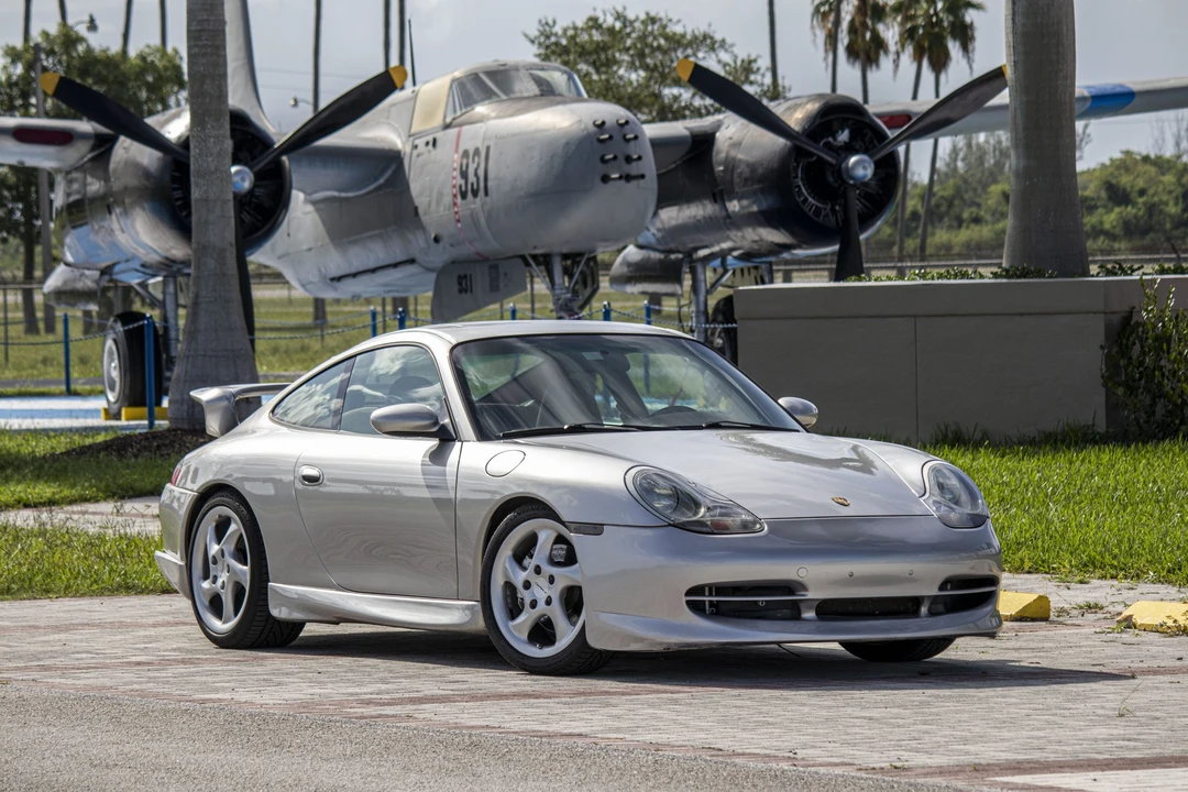 1999 Porsche 996 Carrera - Image 15 of 31