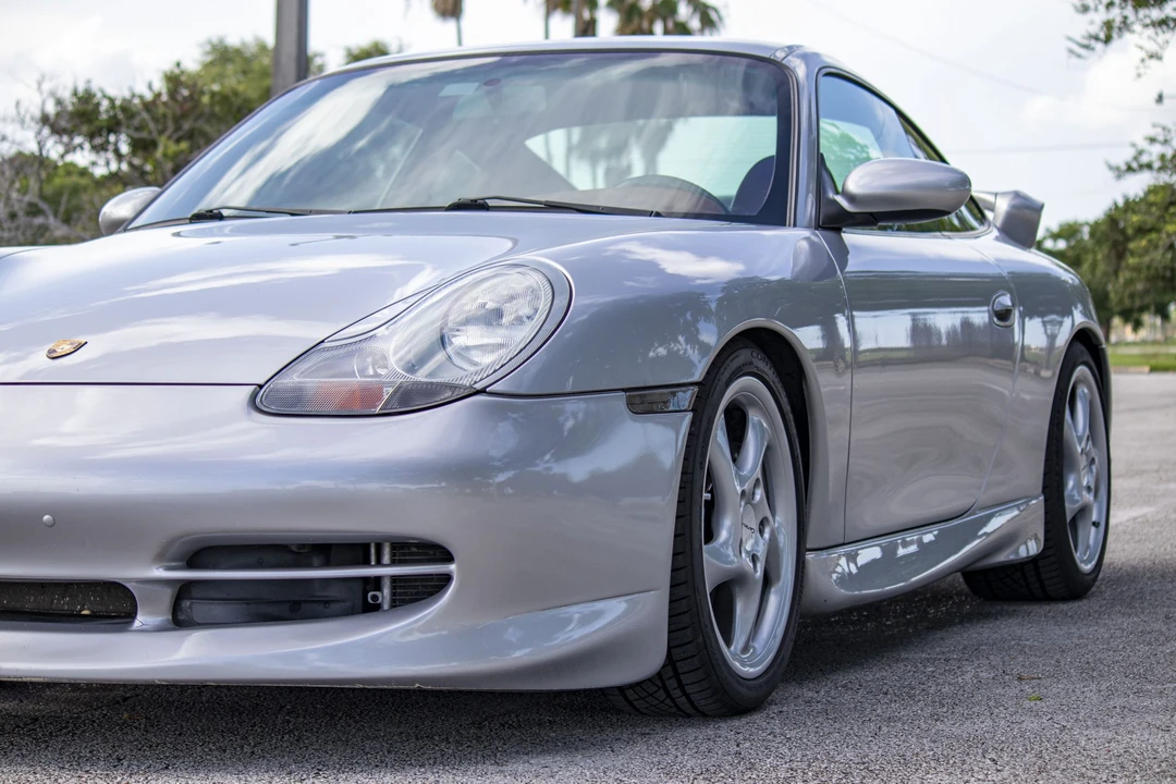 1999 Porsche 996 Carrera - Image 25 of 31