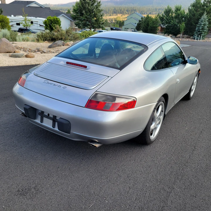 1999 Porsche 996 Carrera - Image 10 of 19
