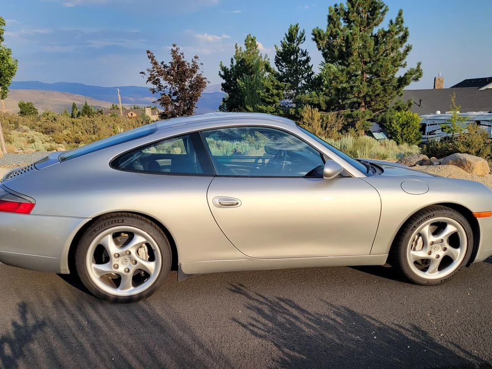 1999 Porsche 996 Carrera - Image 12 of 19