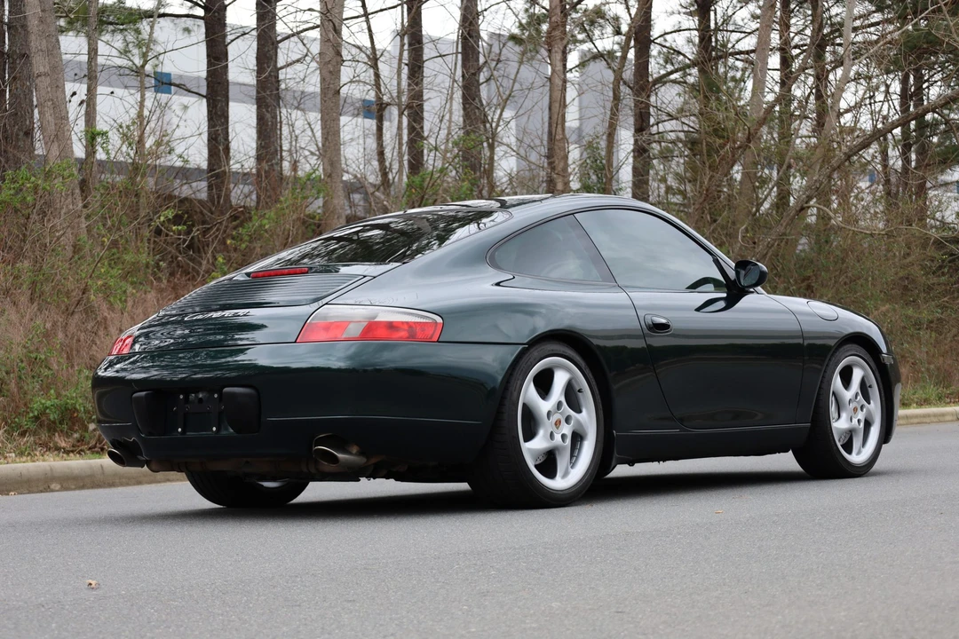 1999 Porsche 996 Carrera - Image 28 of 31