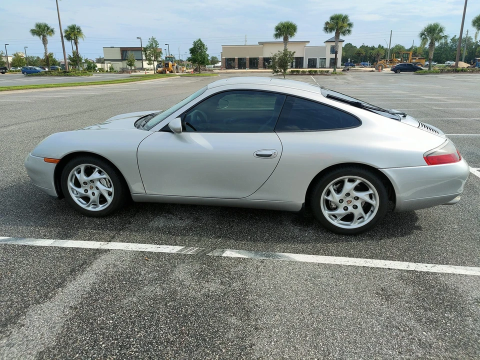 1999 Porsche 996 Carrera - Image 14 of 31