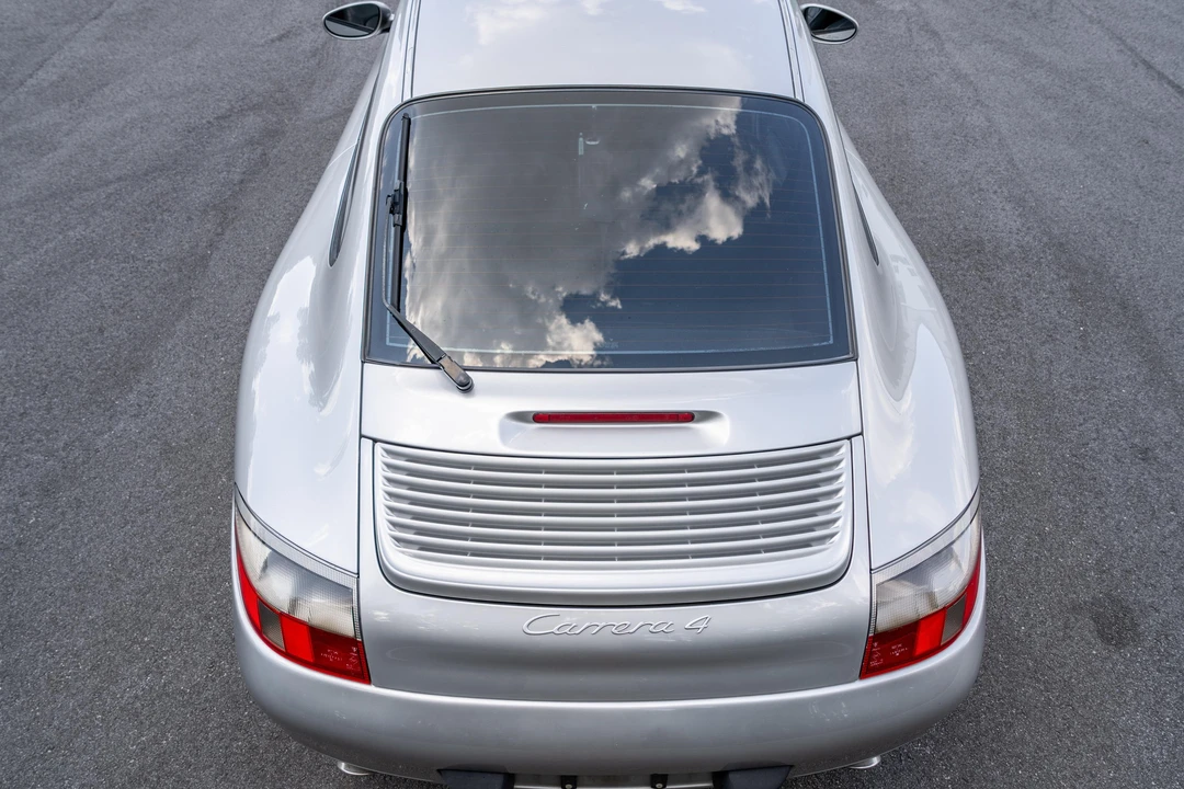 1999 Porsche 996 Carrera - Image 16 of 31