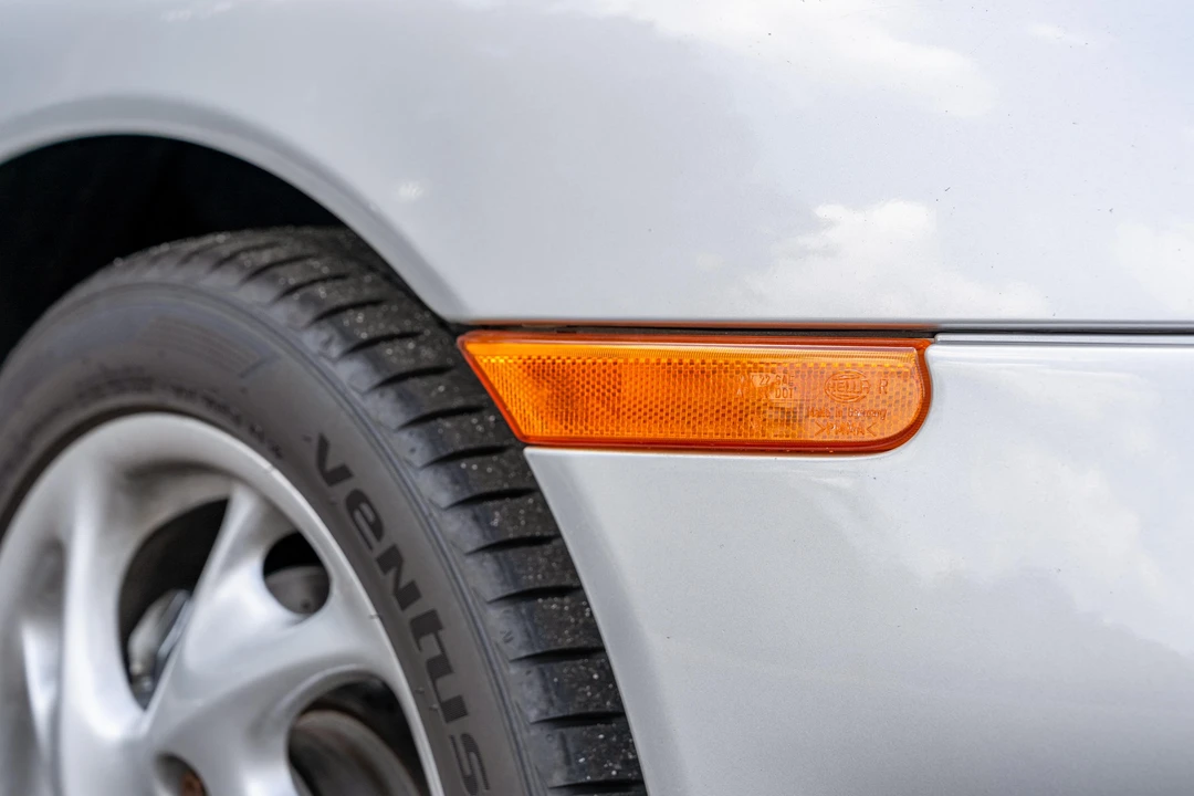 1999 Porsche 996 Carrera - Image 23 of 31