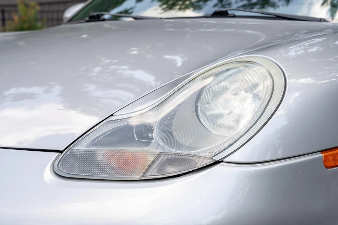1999 Porsche 996 Carrera - Image 14 of 31