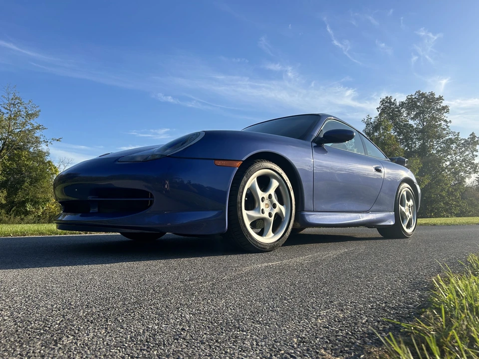 1999 Porsche 996 Carrera - Image 10 of 31