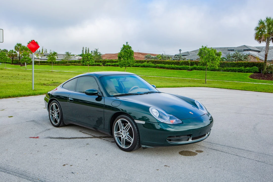1999 Porsche 996 Carrera 4 - Image 17 of 31