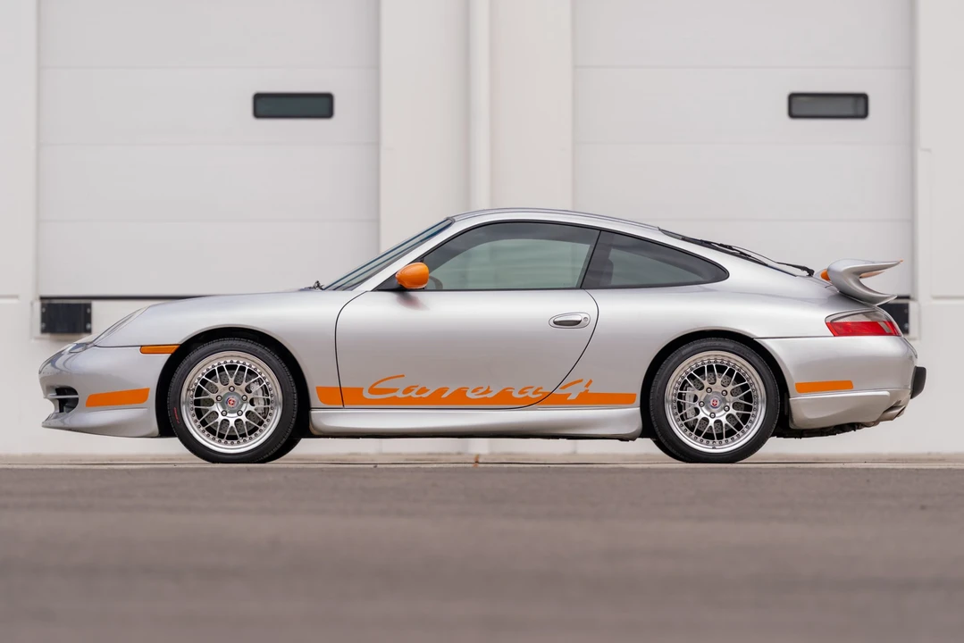 1999 Porsche 996 Carrera 4 - Image 12 of 31