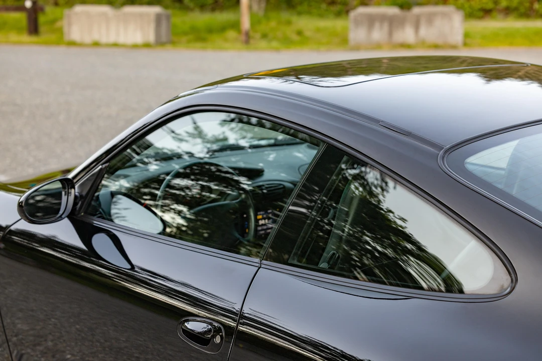 1999 Porsche 996 Carrera - Image 19 of 31