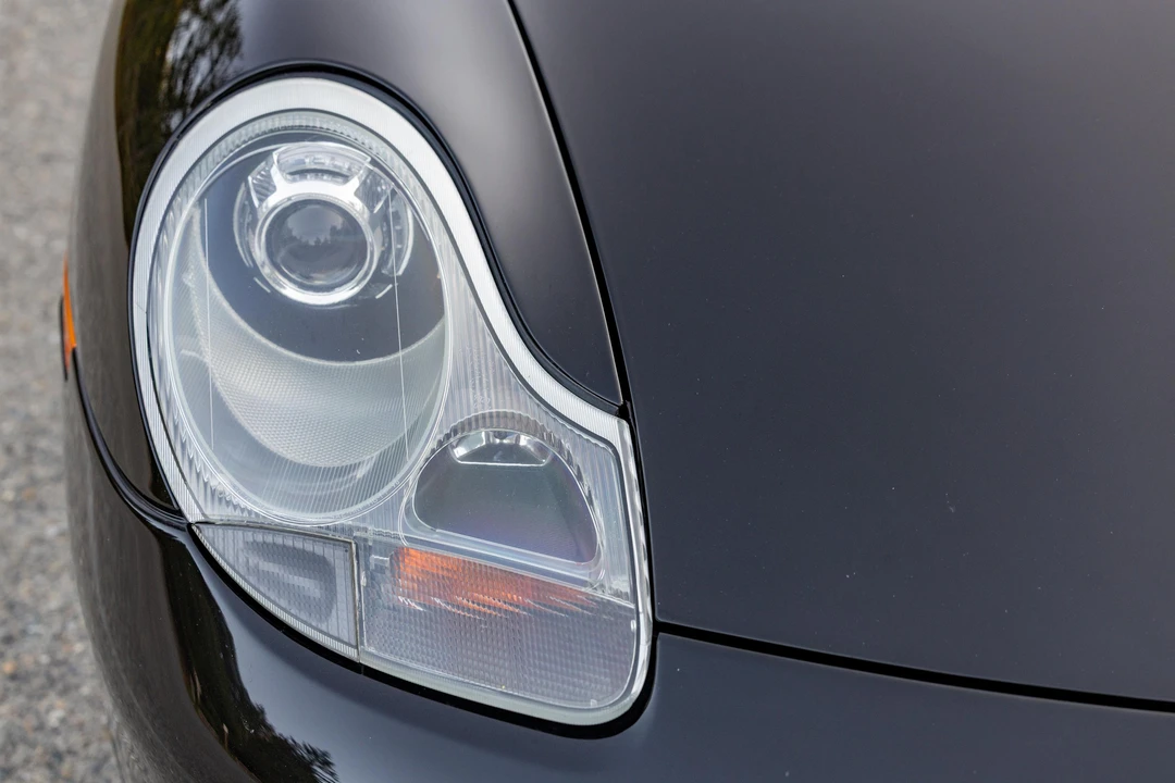 1999 Porsche 996 Carrera - Image 10 of 31