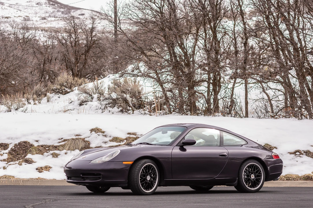 1999 Porsche 996 Carrera - Image 24 of 31