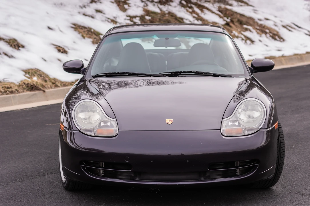 1999 Porsche 996 Carrera - Image 27 of 31