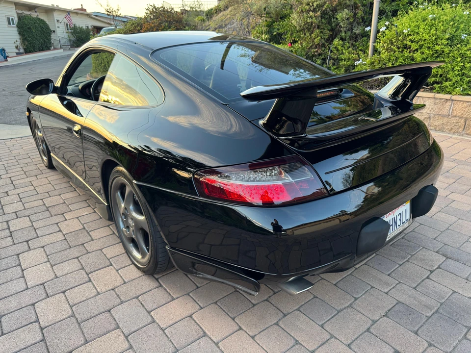 1999 Porsche 996 Carrera 4 - Image 14 of 31