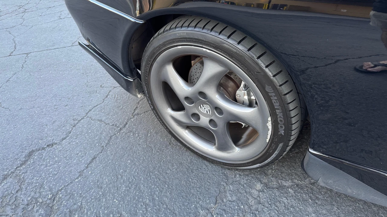 1999 Porsche 996 Carrera 4 - Image 29 of 31