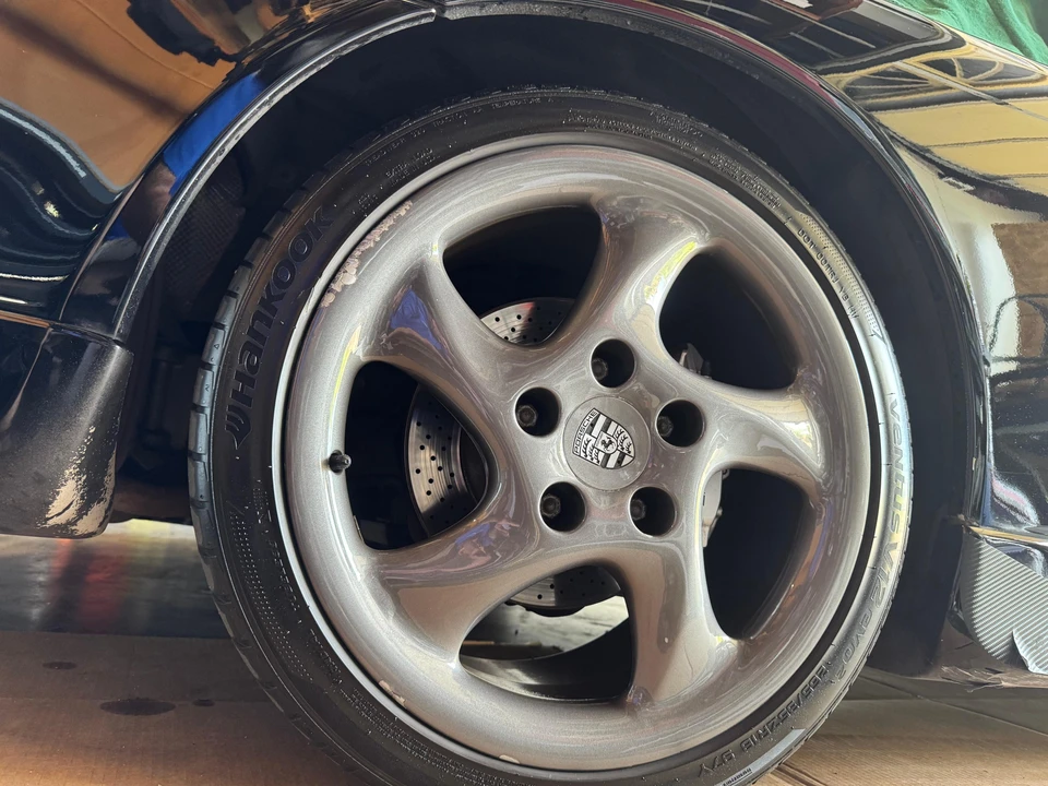 1999 Porsche 996 Carrera 4 - Image 30 of 31