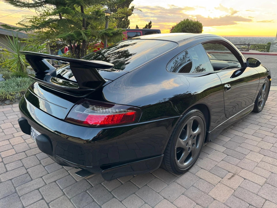 1999 Porsche 996 Carrera 4 - Image 20 of 31