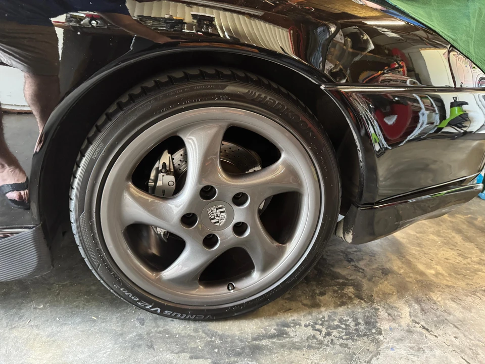 1999 Porsche 996 Carrera 4 - Image 28 of 31