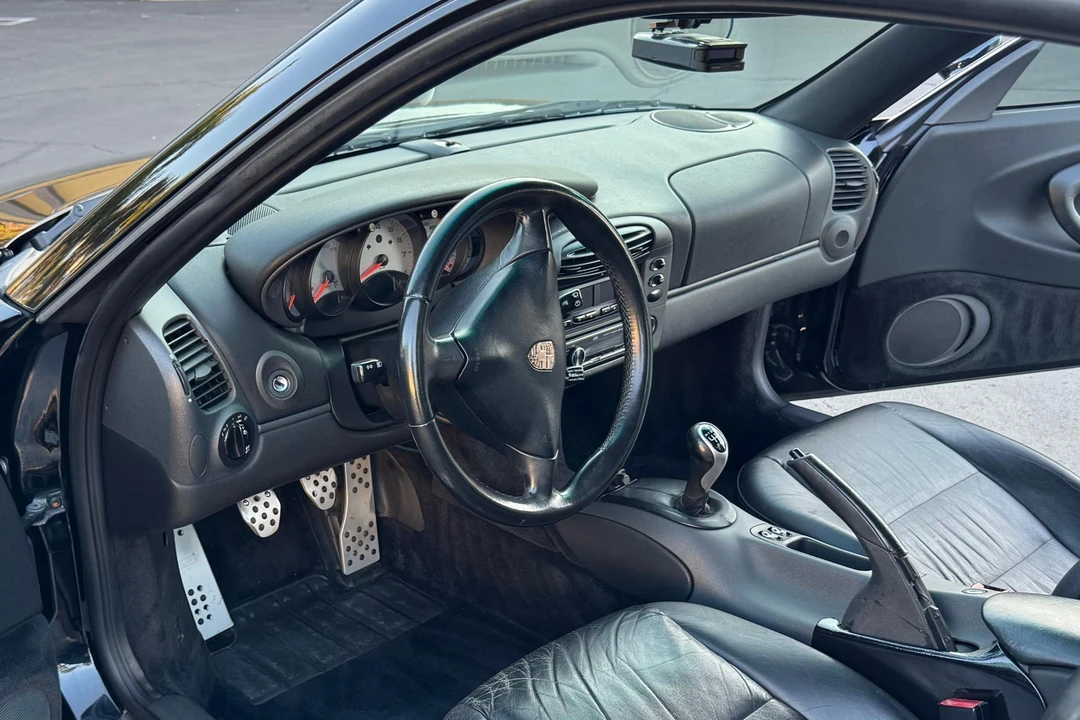 1999 Porsche 996 Carrera 4 - Image 31 of 31