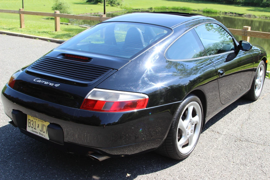 1999 Porsche 996 Carrera 4 - Image 4 of 6