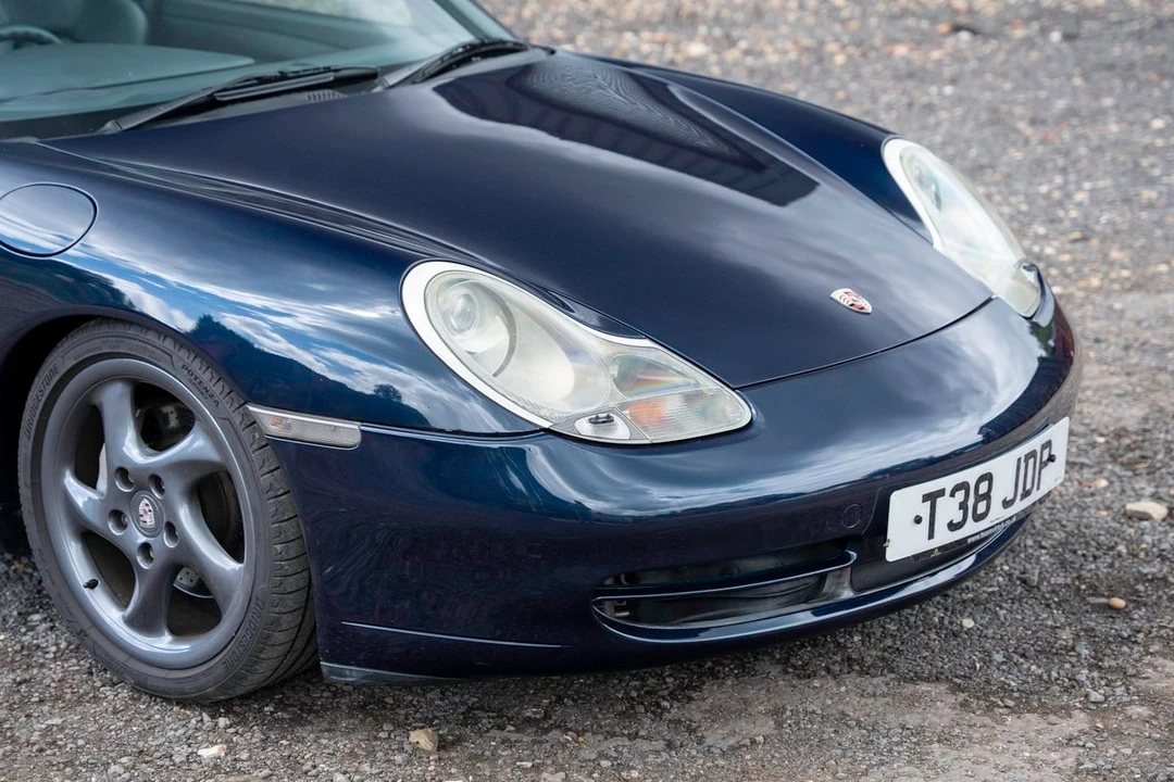 1999 Porsche 996 Carrera 4 - Image 16 of 30