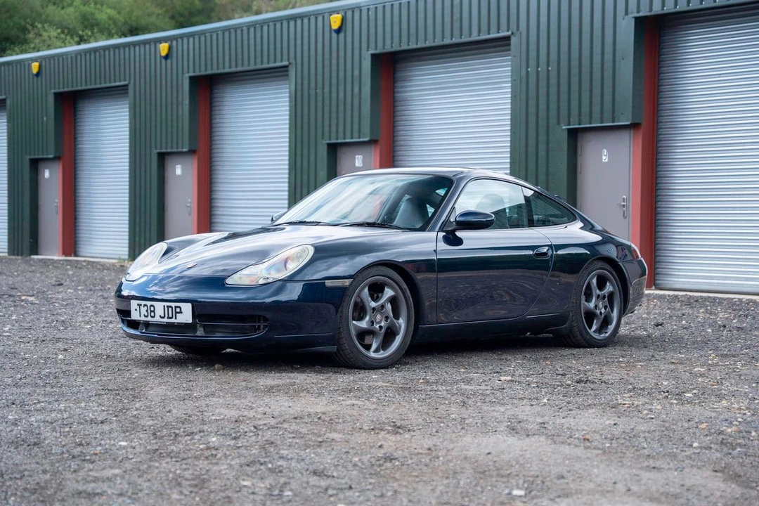 1999 Porsche 996 Carrera 4 - Image 23 of 30