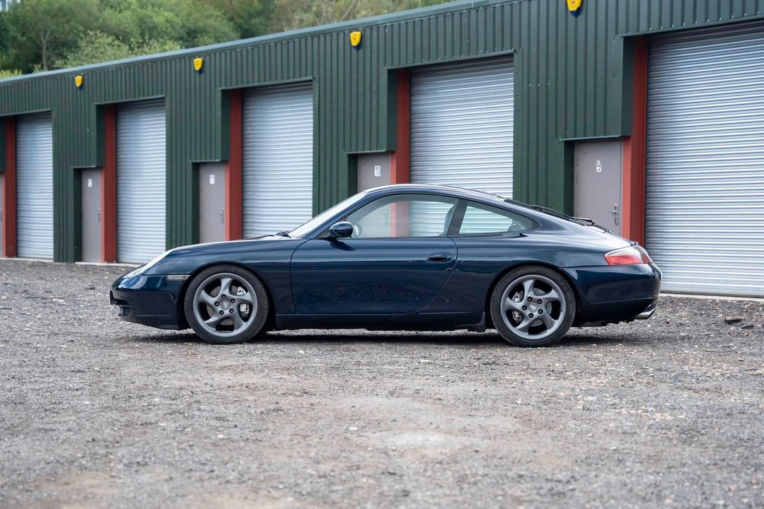 1999 Porsche 996 Carrera 4 - Image 6 of 30