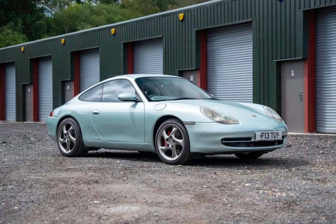 1999 Porsche 996 Carrera 4 - Image 18 of 30