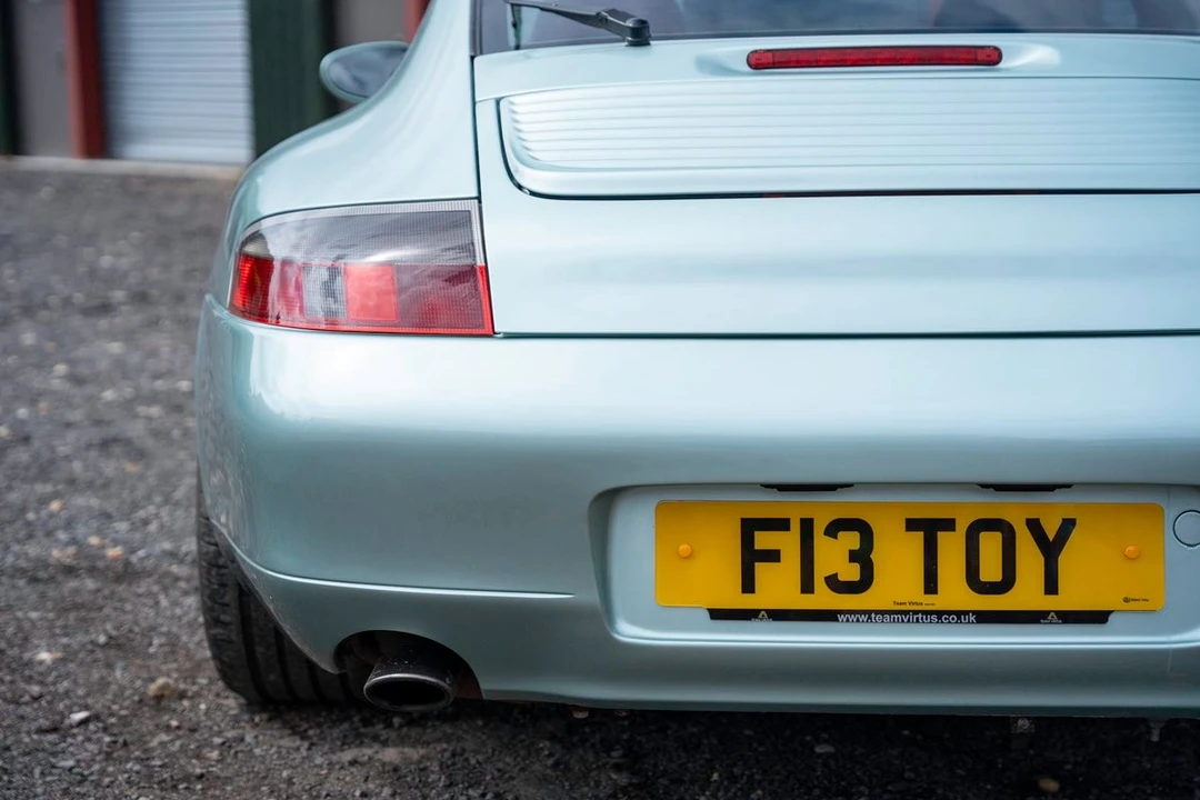 1999 Porsche 996 Carrera 4 - Image 14 of 30