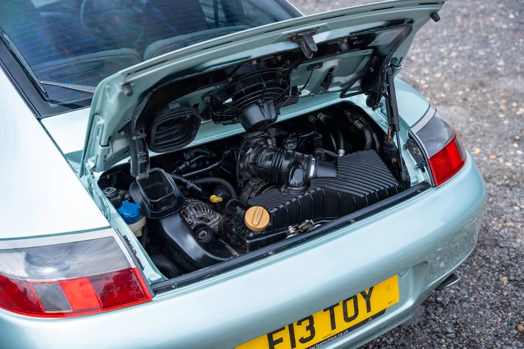 1999 Porsche 996 Carrera 4 - Image 17 of 31