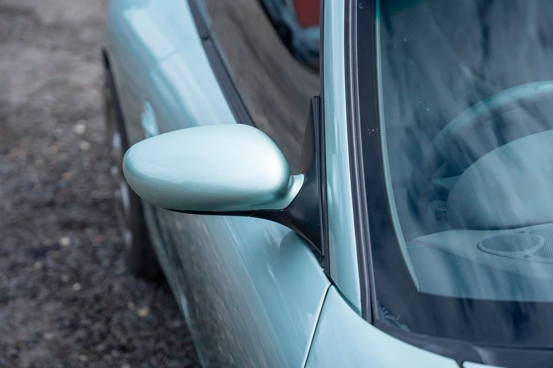 1999 Porsche 996 Carrera 4 - Image 13 of 31