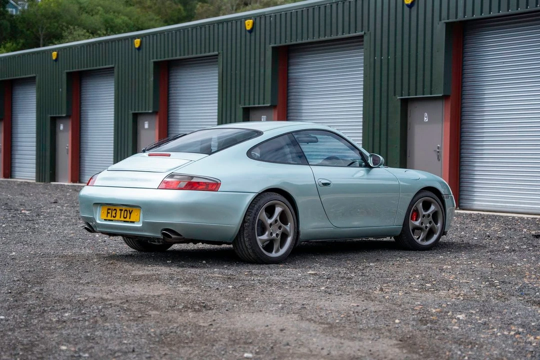 1999 Porsche 996 Carrera 4 - Image 23 of 31