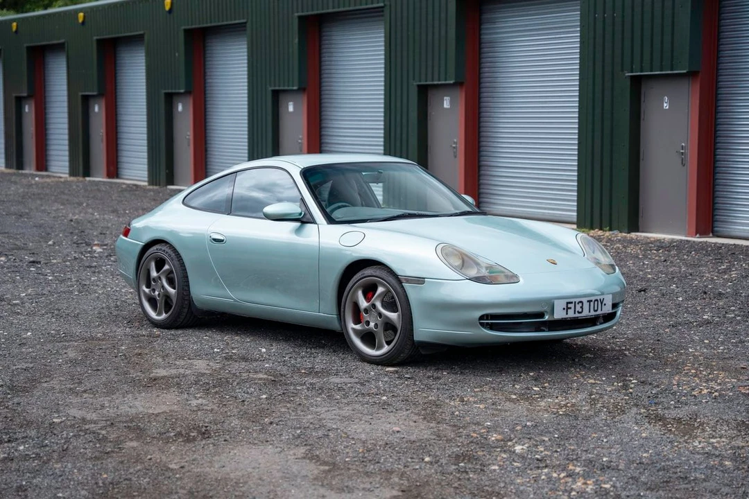 1999 Porsche 996 Carrera 4 - Image 19 of 31