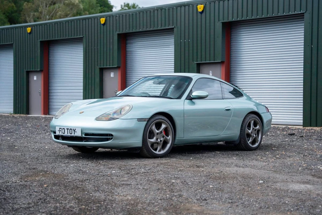 1999 Porsche 996 Carrera 4 - Image 20 of 31