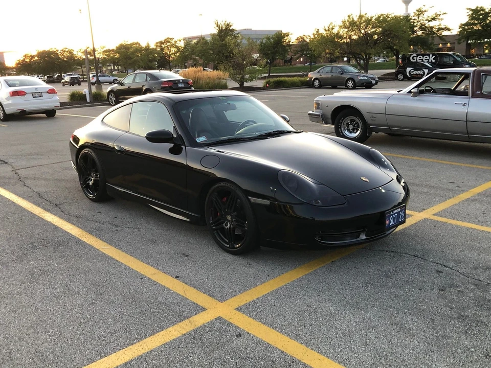 1999 Porsche 996 Carrera 4 - Image 5 of 9