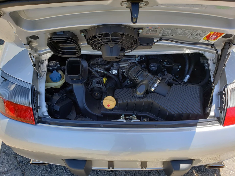 1999 Porsche 996 Carrera - Image 26 of 31